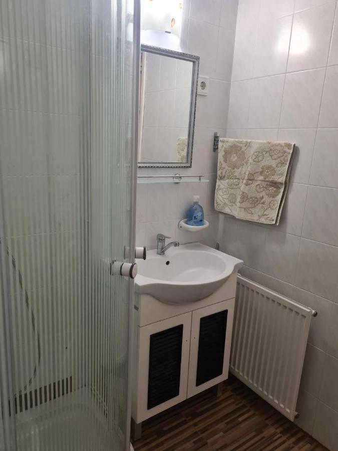 Holiday Apartmanhaz Залакарос Екстериор снимка