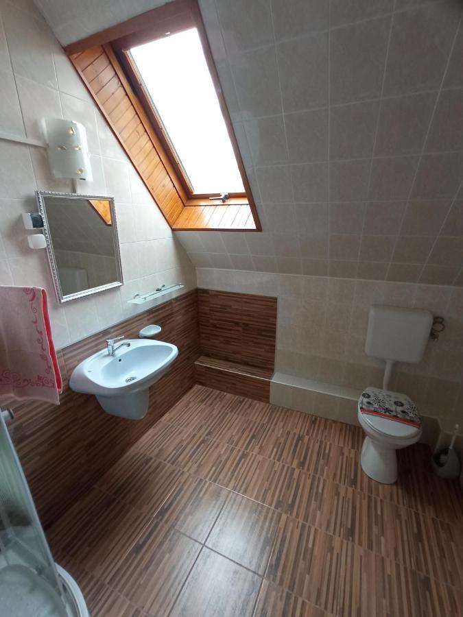Holiday Apartmanhaz Залакарос Екстериор снимка