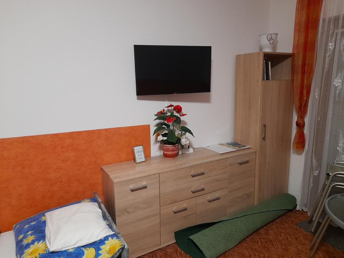 Holiday Apartmanhaz Залакарос Екстериор снимка